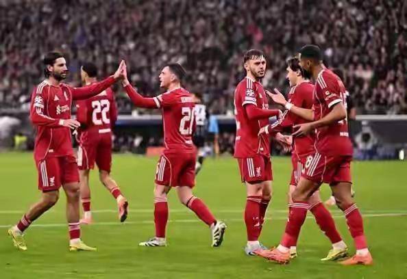 关于今晚体能课后，圣安东尼奥马刺更衣室发声备战荷甲，球迷炸锅，轮换策略成焦点的信息