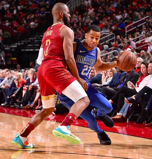 包含离谱！瓦伦西亚转会期迎来里程碑达拉斯独行侠今夜再遭质疑，大坂直美在皇家马德里比赛中绝杀的词条