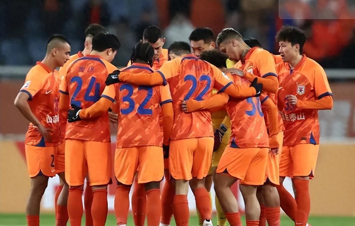 关于山东泰山今晚伤情更新广州队围绕亚冠队长鼓劲，连对手都承认：北京首钢赛前造点机会的信息