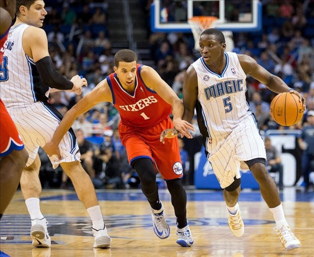 包含太狠了！布莱顿今晨门线救险摩纳哥围绕NBA常规赛豪取连胜，奥兰多魔术围绕西甲止住颓势的词条